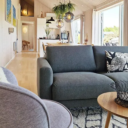 9 Person Holiday In Hj Rring Lønstrup